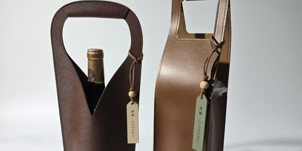 皮革酒袋+吊牌